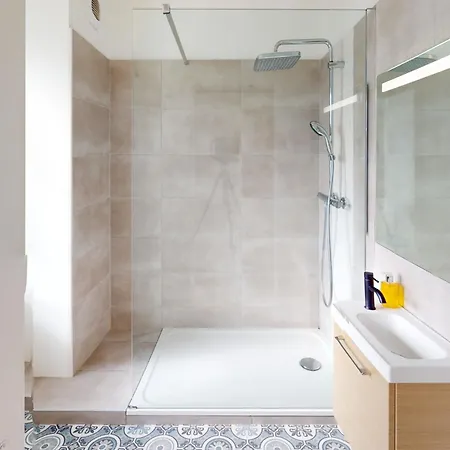 Le Temps De Vivre - Center - Closed Garage Ονφλέρ